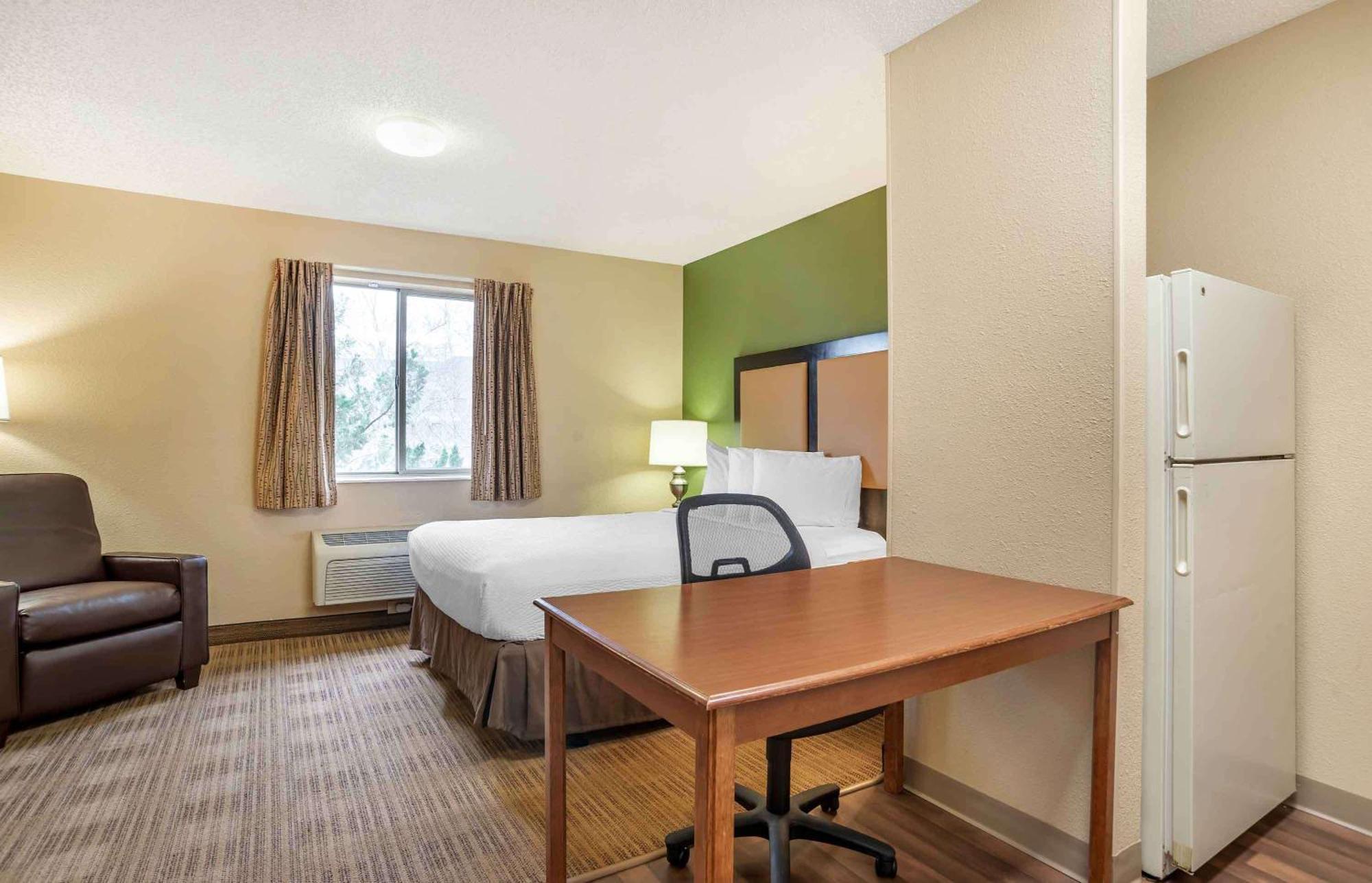Extended Stay America Suites - Jackson - Риджленд Экстерьер фото