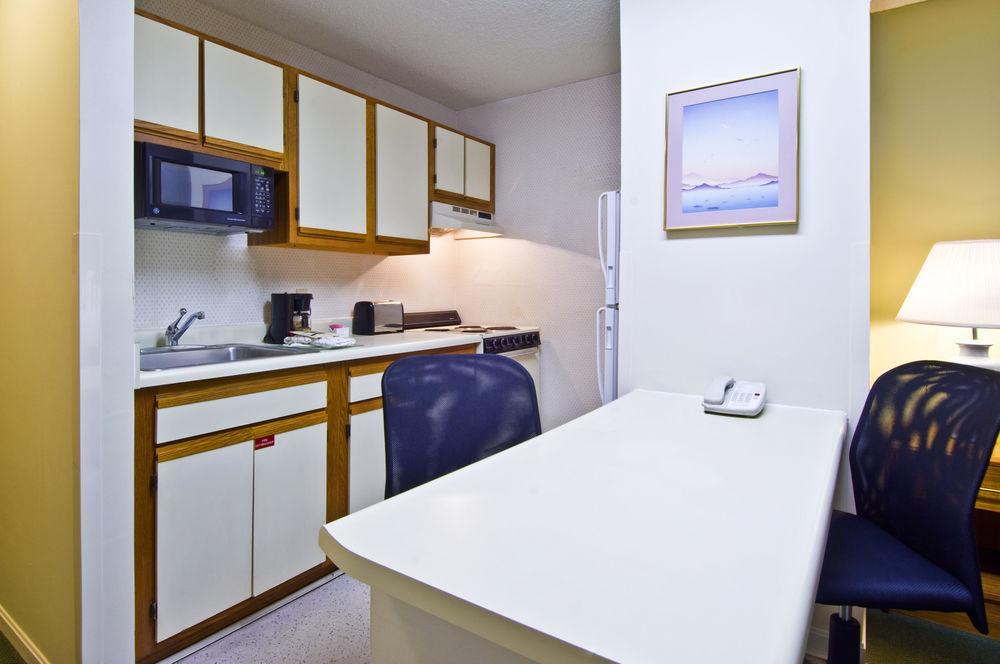 Extended Stay America Suites - Jackson - Риджленд Экстерьер фото